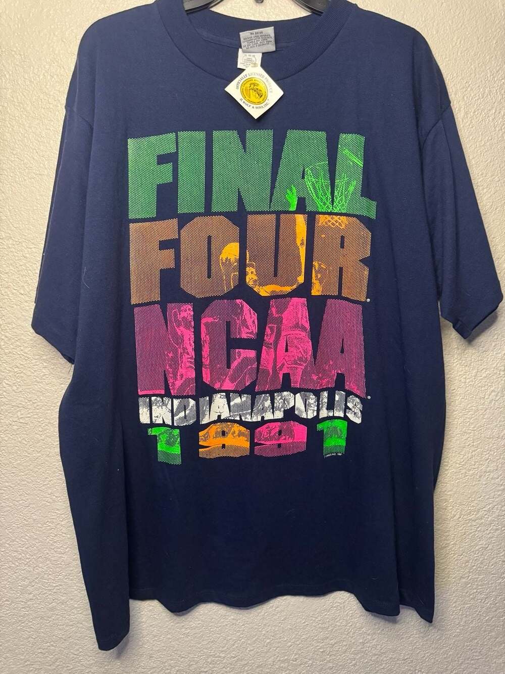 Vintage 1991 NCAA Final Four Indianapolis Basketball T-Shirt. Size XL. New with